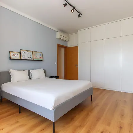 Olivais Balcony By Homing شقة